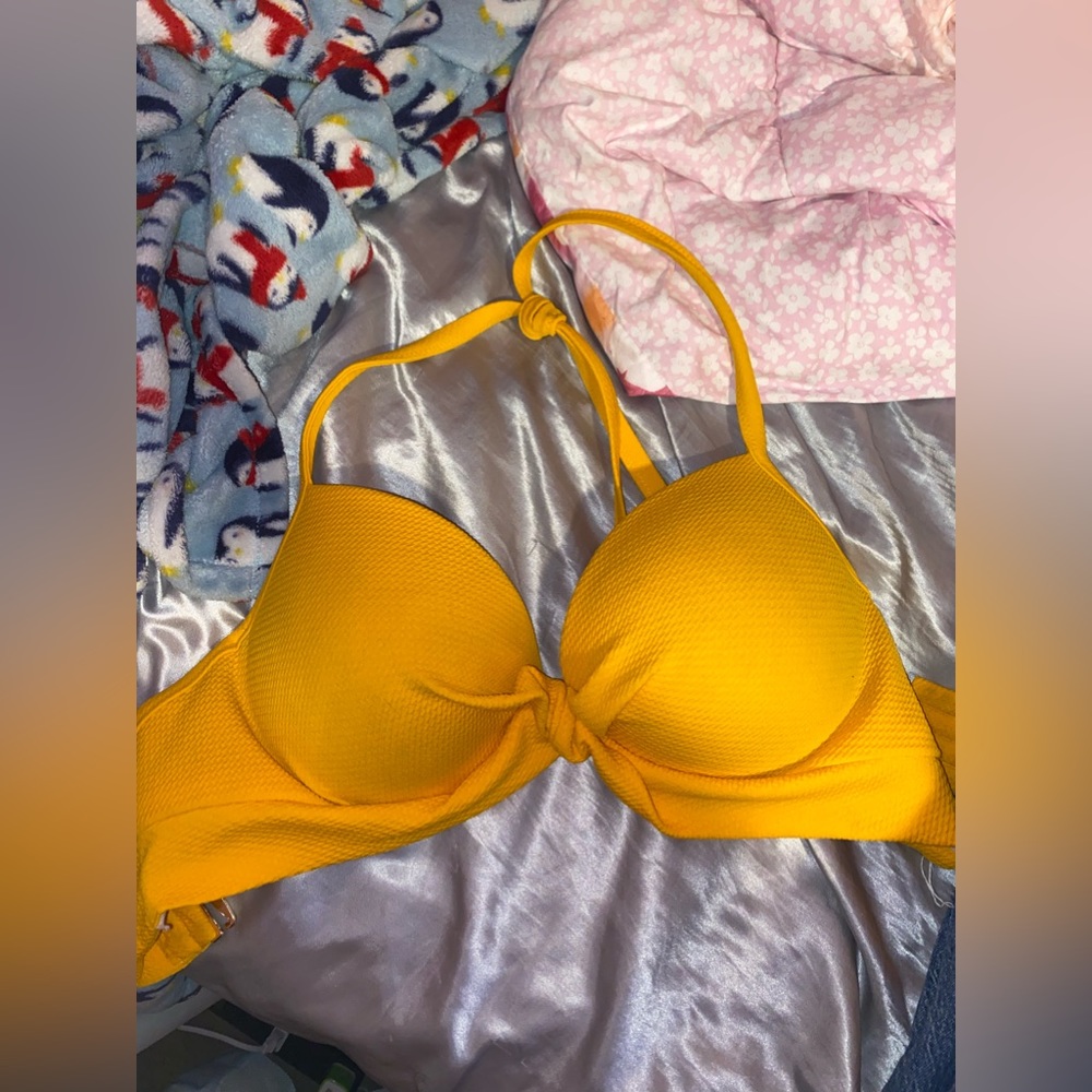 Shade & Shore Bathing Suit Top